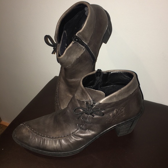 reiker booties
